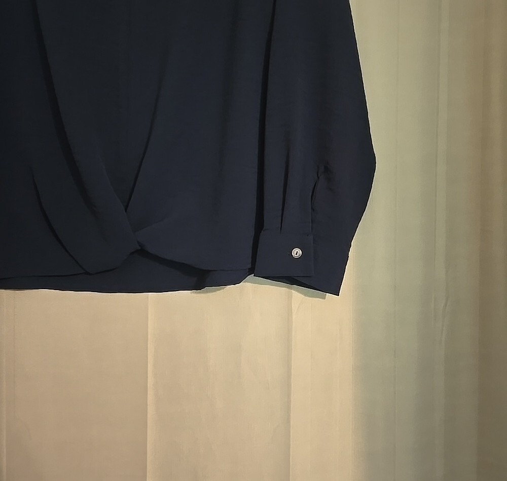 Petite Assembly Navy Twist-Front Long Sleeve Blouse Size XLP - Picture 3 of 8
